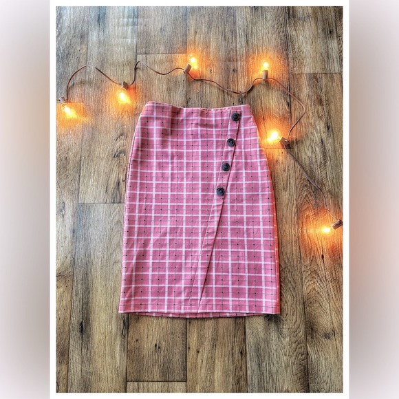 Cato Pink Plaid Skirt - Picture 2 of 6